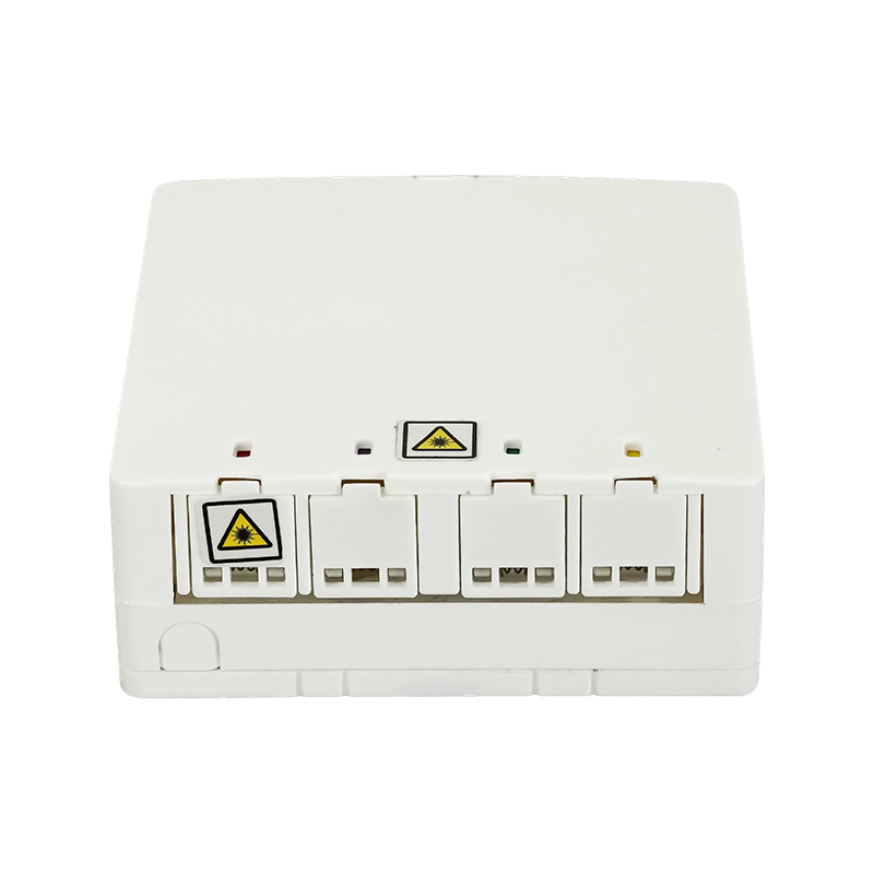 Four-Port SC/DLC Fiber Optic Faceplate Four-Port SC/DLC Fiber Optic Faceplate